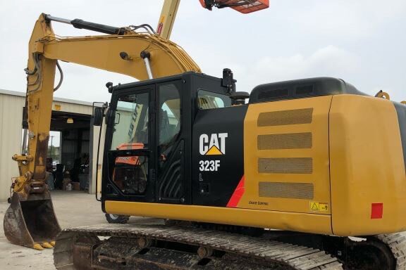 CAT 323FL  $91,000