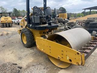 2015 Cat CS44 $66,500.00