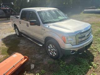 2014 Ford F-150 XLT Super Crew 4X4 Off Road $14,000.00